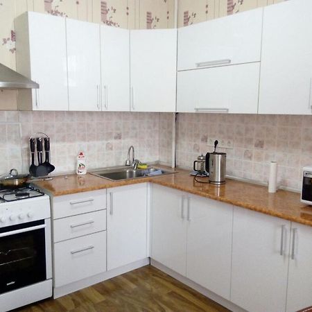 Bishkek Maximus Apartament 2 エクステリア 写真