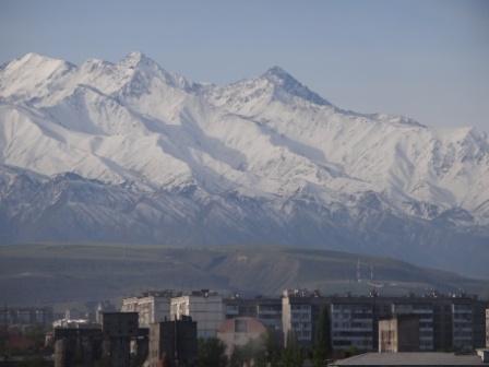 Bishkek Maximus Apartament 2 エクステリア 写真